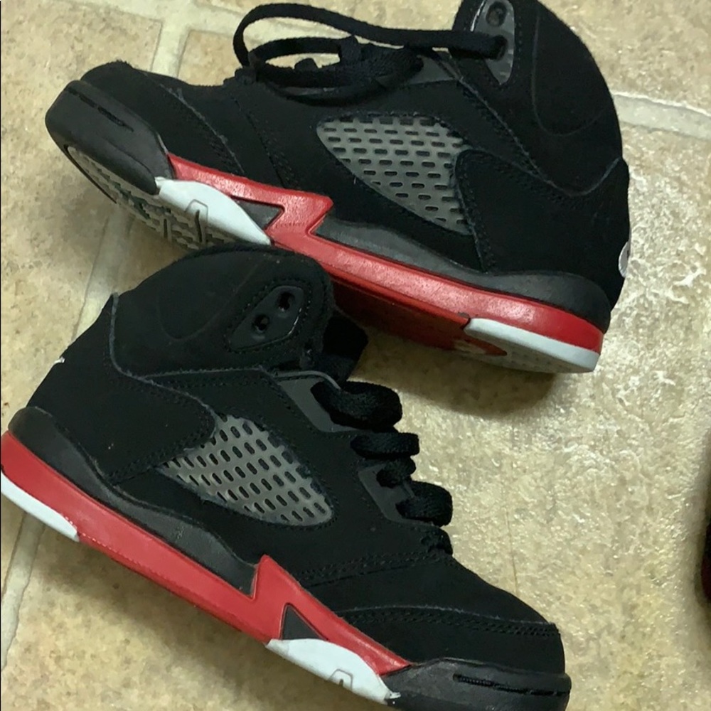 Black Jordan Retro 5! TODDLER